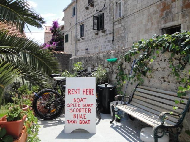 Apartments Haracic Hvar Town Luaran gambar