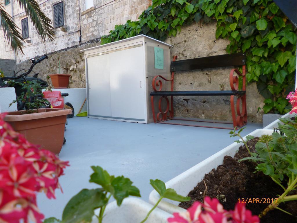 Apartments Haracic Hvar Town Luaran gambar