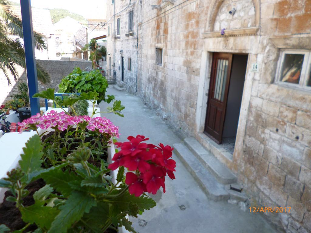 Apartments Haracic Hvar Town Luaran gambar