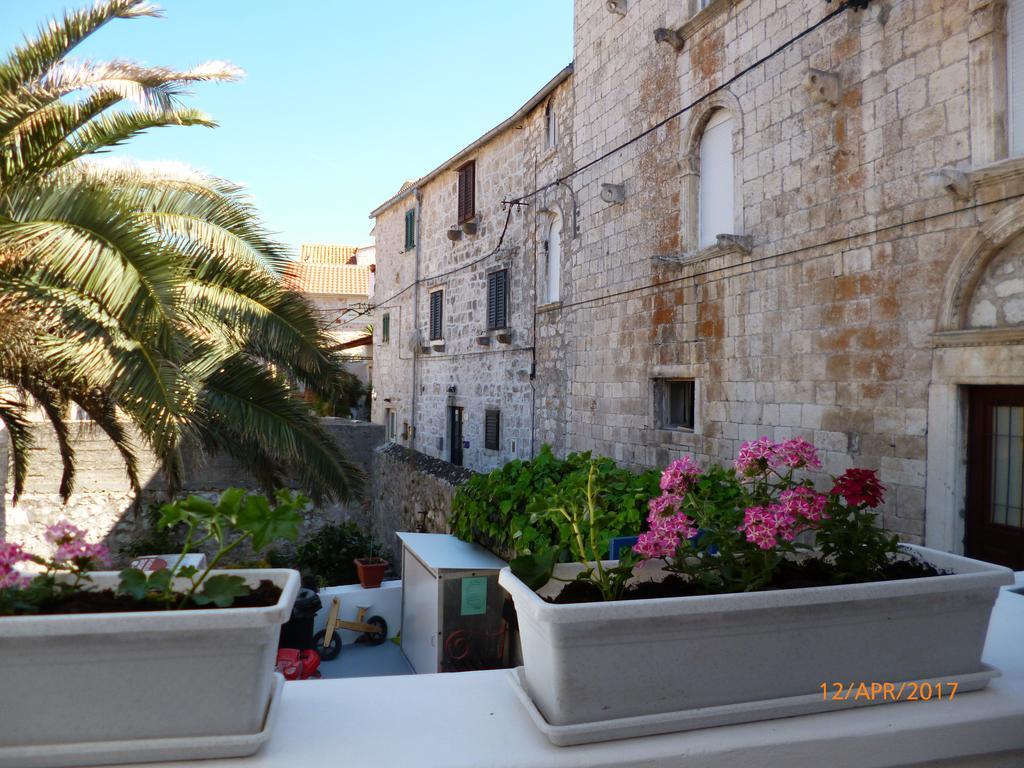 Apartments Haracic Hvar Town Luaran gambar